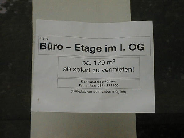 Unvergessliche Momente: kein Inkasso möglich
Halten Sie mit der Digitalkamera unvergssliche Momente fest. Eigentlich wollte ich von der Firma die früher in diesem Büro im 1. Stock war ein paar Rechnungen bezahlt bekommen.