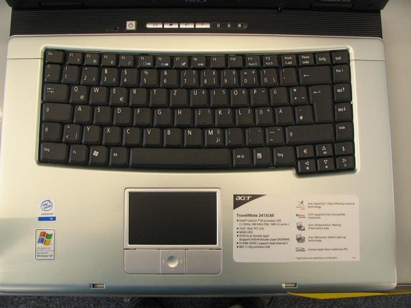 Tastatur Acer Travelmate 2413 Lmi
Völlig unverständlicher weise hat hier Acer eine weitere Variante der geschwungenen Tastatur geschaffen. < > sind hier links vom Y statt wie sonst rechts von der _ Taste.