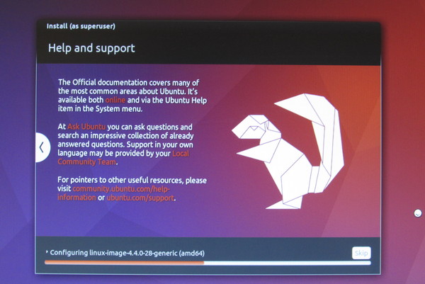 Installation Linux Ubuntu - Teil 4
Noch ein paar weitere Bildschirme mit Hinweisen auf die Eigenschaften von Ubuntu, dann ist die Installation abgeschlossen.
Bild 3