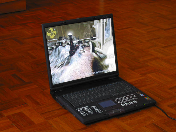 Sony PCG GRX516SP Laptoptest - Foto links vorne
Photo von links vorne Testbericht über Sony PCG GRX516SP. mobile P4 mit 512 MB RAM. Weitere Testberichte